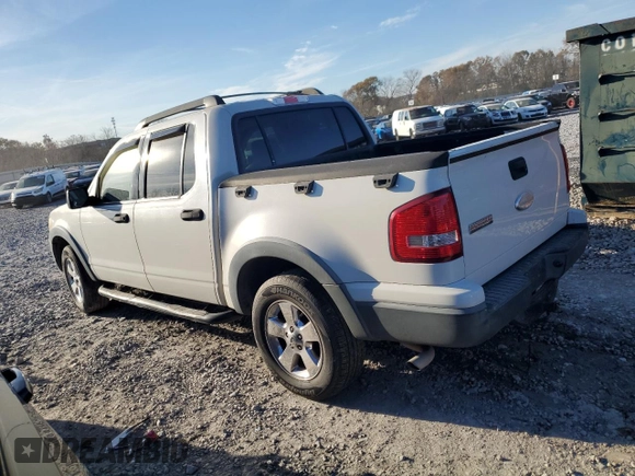 2008 Ford Explorer Sport Trac XLT z VIN 1FMEU31E88UA34709, wystawiony jako Copart lot #84161984 z przebiegiem Nie podano mil oraz Czysty tytuł • Clean title. Historia ofert i sprzedaży dostępna na DreamBid. Obrazek 2.