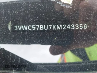 2019 Volkswagen Jetta S z VIN 3VWC57BU7KM243356, wystawiony jako IAAI lot #42334838 z przebiegiem 48 343 mil mil oraz . Historia ofert i sprzedaży dostępna na DreamBid. Obrazek 9.