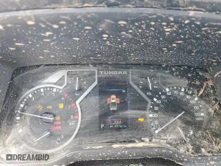 2025 Toyota Tundra 4WD SR with VIN 5TFLA5DB5SX253960, listed as a Copart auction lot 51178305 with 8,916 mi miles and Salvage Title. Bid and sale history available at carsss.com. Image 9.