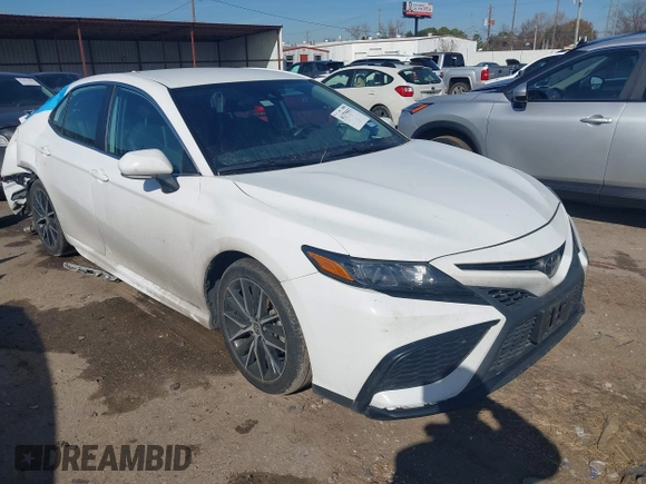 2023 Toyota Camry SE z VIN 4T1G11AK6PU770039, wystawiony jako IAAI lot #41375553 z przebiegiem 46 352 mil mil oraz . Historia ofert i sprzedaży dostępna na DreamBid. Obrazek 1.