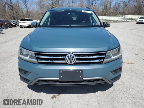 2019 Volkswagen Tiguan SE with VIN 3VV3B7AX5KM104500, listed as a Copart auction lot 50391475 with 222,608 mi miles and Salvage Title. Bid and sale history available at DreamBid. Image 5.