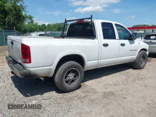 2005 Dodge 2500 ST z VIN 3D7KR28C85G790634, wystawiony jako IAAI lot #42311281 z przebiegiem 205 839 mil mil oraz . Historia ofert i sprzedaży dostępna na DreamBid. Obrazek 4.