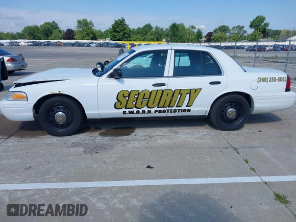 2009 Ford Police Interceptor with VIN 2FAHP71V99X141896, listed as a IAAI auction lot 39829556 with Not provided miles and . Bid and sale history available at DreamBid. Image 15.