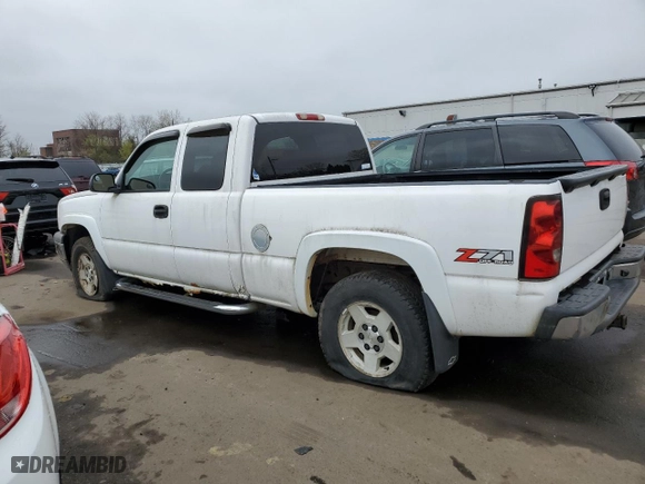 2005 Chevrolet Silverado 1500 Z71 with VIN 2GCEK19B251281014, listed as a Copart auction lot 53957545 with 0 mi miles and Clean Title. Bid and sale history available at carsss.com. Image 2.