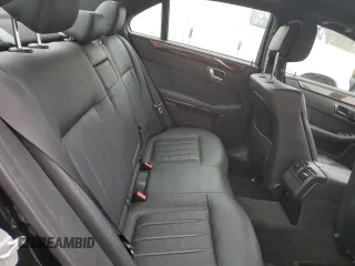 2013 Mercedes-Benz E 550 Sport z VIN WDDHF9BB1DA720269, wystawiony jako Copart lot #43084865 z przebiegiem 162 722 mil mil oraz Szkoda całkowita • Salvage title. Historia ofert i sprzedaży dostępna na DreamBid. Obrazek 10.