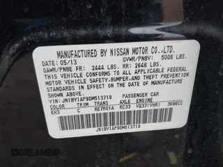 2013 Infiniti M37 with VIN JN1BY1AP9DM513719, listed as a IAAI auction lot 41543165 with 141,488 mi miles. Bid and sale history available at carsss.com. Image 9.