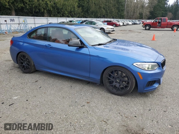 2016 BMW 2 Series M235i xDrive with VIN WBA1J9C59GV696705, listed as a Copart auction lot 47900155 with 80,216 mi miles and Salvage Title. Bid and sale history available at carsss.com. Image 4.