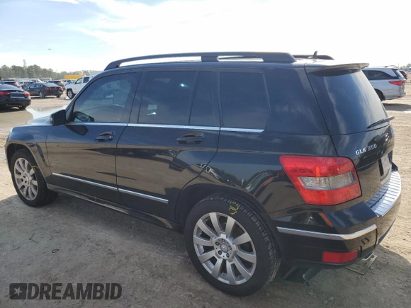 2011 Mercedes-Benz GLK 350 with VIN WDCGG5GB8BF598086, listed as a Copart auction lot 67445244 with 136,508 mi miles and Salvage Title. Bid and sale history available at DreamBid. Image 2.