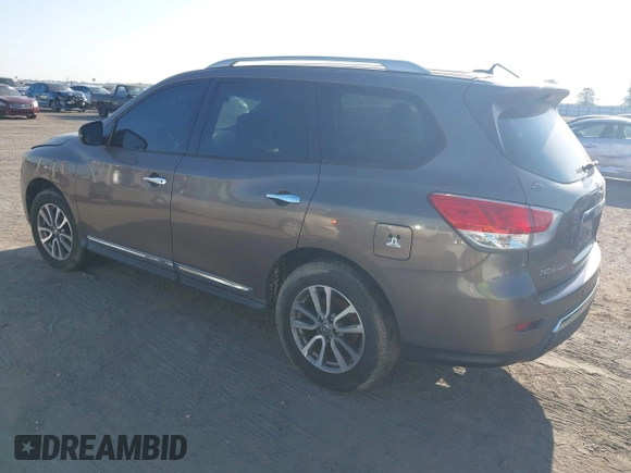 2013 Nissan Pathfinder S with VIN 5N1AR2MN5DC670834, listed as a IAAI auction lot 42826806 with 156,092 mi miles and . Bid and sale history available at DreamBid. Image 3.