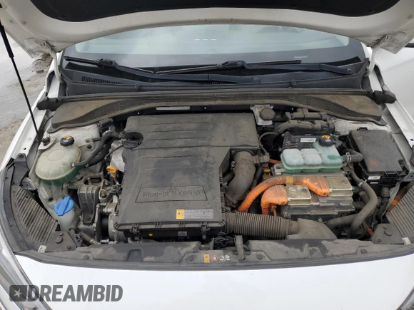 2020 Hyundai Ioniq SE with VIN KMHC65LD2LU214181, listed as a Copart auction lot 44080285 with 76,226 mi miles and Salvage title. Bid and sale history available at DreamBid. Image 12.