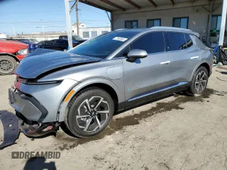 2024 Chevrolet Equinox EV LT z VIN 3GN7DLRP4RS271032, wystawiony jako Copart lot #77460884 z przebiegiem 6 093 mil mil oraz Szkoda całkowita • Salvage title. Historia ofert i sprzedaży dostępna na DreamBid. Obrazek 1.