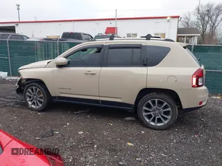2017 Jeep Compass High Altitude with VIN 1C4NJCEB9HD166388, listed as a IAAI auction lot 41562178 with 111,218 mi miles. Bid and sale history available at carsss.com. Image 15.
