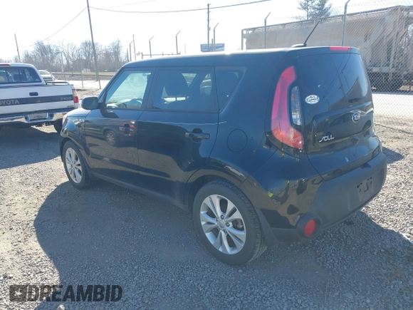 2015 Kia Soul + with VIN KNDJP3A53F7146064, listed as a IAAI auction lot 41724882 with 102,444 mi miles. Bid and sale history available at carsss.com. Image 3.
