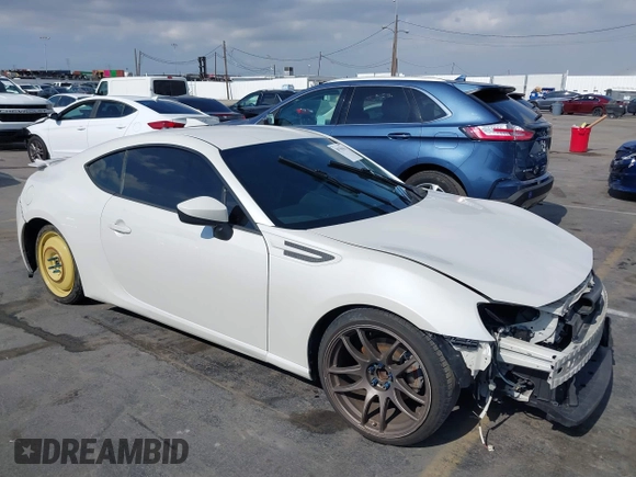 2013 Subaru BRZ Limited with VIN JF1ZCAC16D1605381, listed as a IAAI auction lot 38759632 with 95,017 mi miles and . Bid and sale history available at DreamBid. Image 1.