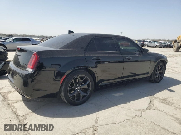 2022 Chrysler 300 S with VIN 2C3CCABG8NH184406, listed as a Copart auction lot 48822155 with 38,899 mi miles and Salvage title. Bid and sale history available at DreamBid. Image 3.