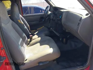2001 Ford Ranger XL Fleet with VIN 1FTZR15U61PA58878, listed as a IAAI auction lot 41659216 with 233,560 mi miles and . Bid and sale history available at DreamBid. Image 5.