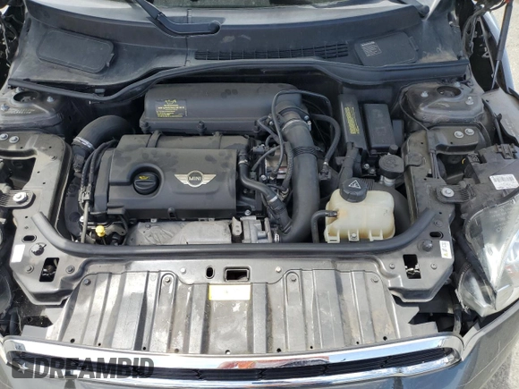 2011 MINI Countryman S with VIN WMWZC5C5XBWL55516, listed as a Copart auction lot 63239235 with 137,545 mi miles and Salvage title. Bid and sale history available at DreamBid. Image 11.