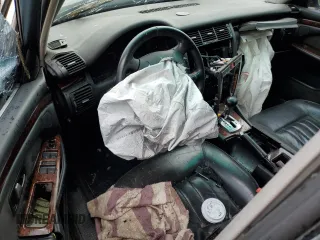 2000 Audi A8 z VIN WAUFL54D6YN009356, wystawiony jako Copart lot #58526965 z przebiegiem Nie podano mil oraz Nie do naprawy • Non repairable. Historia ofert i sprzedaży dostępna na DreamBid. Obrazek 8.