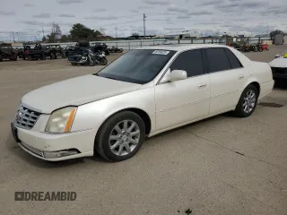 2008 Cadillac DTS 1SA z VIN 1G6KD57Y38U197484, wystawiony jako Copart lot #49290825 z przebiegiem 166 324 mil mil oraz Tytuł czysty. Historia ofert i sprzedaży dostępna na DreamBid. Obrazek 1.