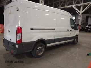 2018 Ford Transit with VIN 1FTBW2CM7JKA92747, listed as a IAAI auction lot 42251673 with 58,736 mi miles and . Bid and sale history available at DreamBid. Image 4.