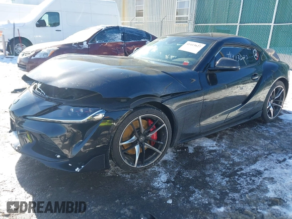2021 Toyota Supra 3.0 with VIN WZ1DB0C03MW044148, listed as a IAAI auction lot 41413627 with 9,590 mi miles and . Bid and sale history available at DreamBid. Image 18.