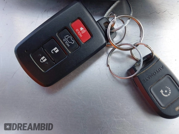 2018 Toyota Highlander Hybrid Limited with VIN 5TDDGRFHXJS043578, listed as a IAAI auction lot 41748700 with 25,937 mi miles and . Bid and sale history available at DreamBid. Image 11.