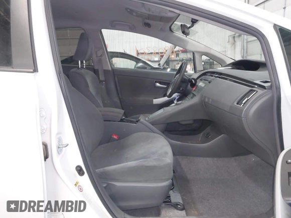 2011 Toyota Prius I with VIN JTDKN3DU2B0327897, listed as a IAAI auction lot 41908301 with 136,486 mi miles and . Bid and sale history available at DreamBid. Image 5.