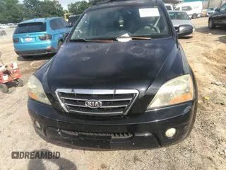 2007 Kia Sorento LX z VIN KNDJD736575665717, wystawiony jako IAAI lot #42383426 z przebiegiem 242 401 mil mil oraz . Historia ofert i sprzedaży dostępna na DreamBid. Obrazek 6.