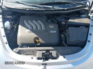 2005 Volkswagen Beetle GL with VIN 3VWBK31C95M403330, listed as a IAAI auction lot 42134616 with 152,736 mi miles and . Bid and sale history available at DreamBid. Image 10.