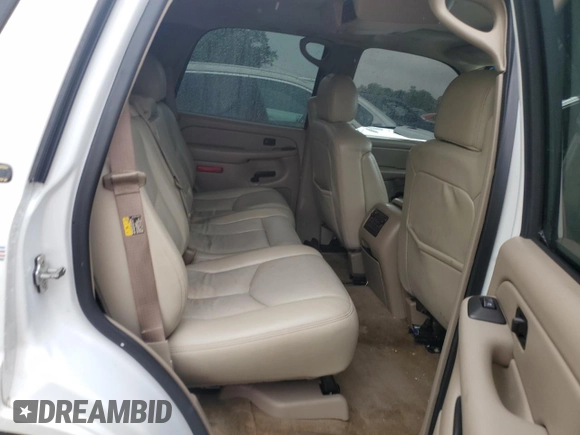 2005 Chevrolet Tahoe LS z VIN 1GNEK13T45J243248, wystawiony jako Copart lot #56886745 z przebiegiem 184 996 mil mil oraz Czysty tytuł • Clean title. Historia ofert i sprzedaży dostępna na DreamBid. Obrazek 11.