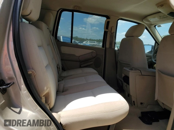 2007 Ford Explorer XLT z VIN 1FMEU63E57UA67552, wystawiony jako Copart lot #55170325 z przebiegiem 158 822 mil mil oraz Czysty tytuł • Clean title. Historia ofert i sprzedaży dostępna na DreamBid. Obrazek 11.