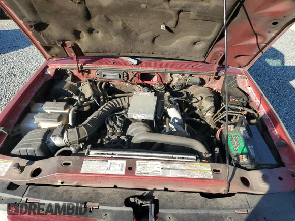 2001 Ford Ranger XL with VIN 1FTYR10C91TA26959, listed as a Copart auction lot 86453044 with 303,676 mi miles and Salvage title. Bid and sale history available at DreamBid. Image 11.