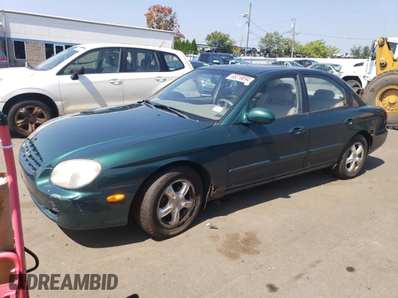 1999 Hyundai Sonata GLS with VIN KMHWF35V9XA100869, listed as a Copart auction lot 68219694 with 144,388 mi miles and Non Repairable. Bid and sale history available at carsss.com. Image 1.