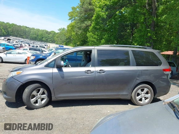 2011 Toyota Sienna LE AAS with VIN 5TDKK3DC3BS015911, listed as a IAAI auction lot 42025041 with 361,279 mi miles and . Bid and sale history available at DreamBid. Image 14.
