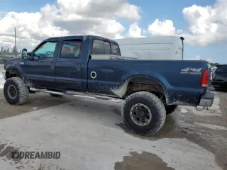 2002 Ford F-350 XL with VIN 1FTSW31S12EC95592, listed as a Copart auction lot 87092644 with 212,043 mi miles and Clean title. Bid and sale history available at DreamBid. Image 2.
