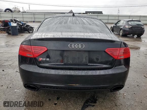 2014 Audi RS 5 z VIN WUAC6AFR6EA902406, wystawiony jako Copart lot #80918504 z przebiegiem 110 133 mil mil oraz Szkoda całkowita • Salvage title. Historia ofert i sprzedaży dostępna na DreamBid. Obrazek 6.