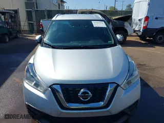 2018 Nissan Kicks SV with VIN 3N1CP5CU2JL527470, listed as a IAAI auction lot 41503614 with 26,732 mi miles. Bid and sale history available at carsss.com. Image 13.