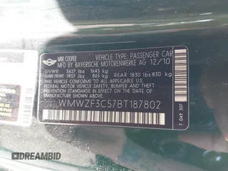 2011 MINI Clubman z VIN WMWZF3C57BT187802, wystawiony jako IAAI lot #39206880 z przebiegiem 93 476 mil mil oraz . Historia ofert i sprzedaży dostępna na DreamBid. Obrazek 9.