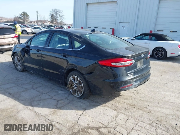 2020 Ford Fusion SE with VIN 3FA6P0HD8LR231106, listed as a IAAI auction lot 41755846 with 34,677 mi miles. Bid and sale history available at carsss.com. Image 3.