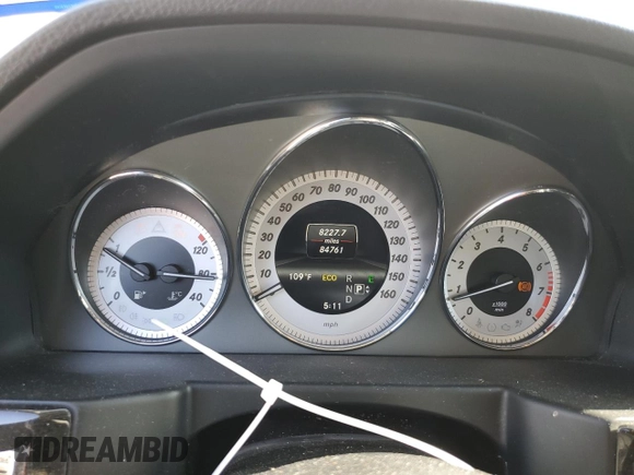 2013 Mercedes-Benz GLK 350 with VIN WDCGG5HB0DG041720, listed as a Copart auction lot 67039924 with 84,761 mi miles and Salvage Title. Bid and sale history available at DreamBid. Image 9.
