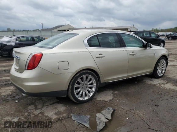 2011 Lincoln MKS z VIN 1LNHL9DR1BG608963, wystawiony jako Copart lot #55390335 z przebiegiem 162 383 mil mil oraz Szkoda całkowita • Salvage title. Historia ofert i sprzedaży dostępna na DreamBid. Obrazek 3.
