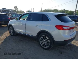 2016 Lincoln MKX Reserve with VIN 2LMTJ6LR4GBL75275, listed as a IAAI auction lot 41936550 with 76,177 mi miles. Bid and sale history available at carsss.com. Image 3.