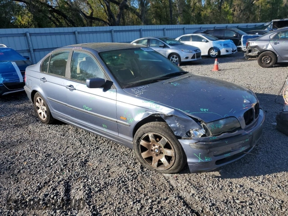 2001 BMW 3 Series 325i with VIN WBAAV33471FU90843, listed as a Copart auction lot 48934835 with 134,146 mi miles and Salvage Title. Bid and sale history available at carsss.com. Image 4.
