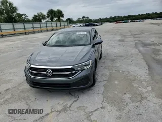 2022 Volkswagen Jetta SE with VIN 3VWEM7BU8NM010697, listed as a Copart auction lot 56521505 with 9,110 mi miles and Salvage title. Bid and sale history available at DreamBid. Image 13.