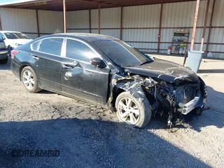 2015 Nissan Altima SV with VIN 1N4AL3AP7FC297435, listed as a IAAI auction lot 41334651 with 147,356 mi miles and . Bid and sale history available at carsss.com. Image 1.
