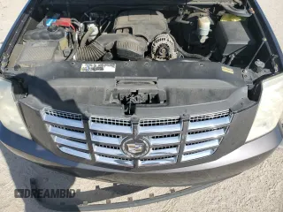 2010 Cadillac Escalade ESV Luxury z VIN 1GYUKHEF6AR184990, wystawiony jako Copart lot #87936785 z przebiegiem 165 317 mil mil oraz Szkoda całkowita • Salvage title. Historia ofert i sprzedaży dostępna na DreamBid. Obrazek 14.