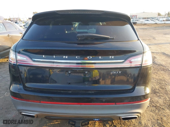 2019 Lincoln Nautilus Standard with VIN 2LMPJ6J90KBL39841, listed as a IAAI auction lot 41436089 with 146,276 mi miles. Bid and sale history available at carsss.com. Image 17.