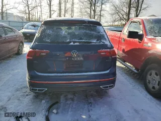 2024 Volkswagen Tiguan SEL R-Line with VIN 3VV4B7AX5RM128438, listed as a Copart auction lot 43714155 with 7,518 mi miles and Salvage Title. Bid and sale history available at carsss.com. Image 6.