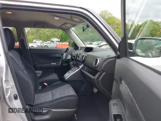 2012 Scion xB z VIN JTLZE4FE7CJ002351, wystawiony jako IAAI lot #42191799 z przebiegiem 161 363 mil mil oraz . Historia ofert i sprzedaży dostępna na DreamBid. Obrazek 5.