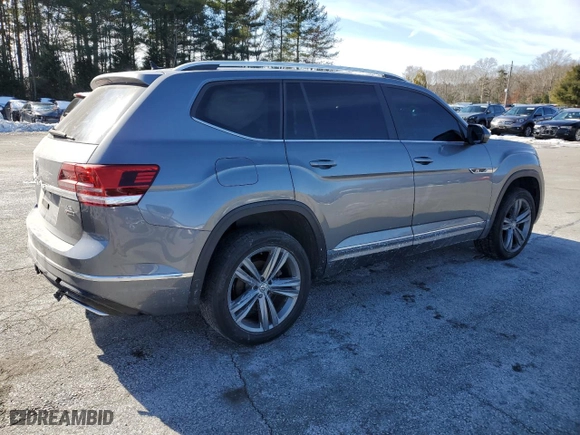 2019 Volkswagen Atlas 3.6L V6 SE w/Technology R-Line with VIN 1V2XR2CA4KC589607, listed as a Copart auction lot 46034575 with 129,684 mi miles and Non Repairable. Bid and sale history available at carsss.com. Image 3.